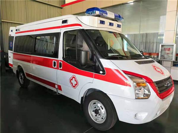 高县福特V362救护车